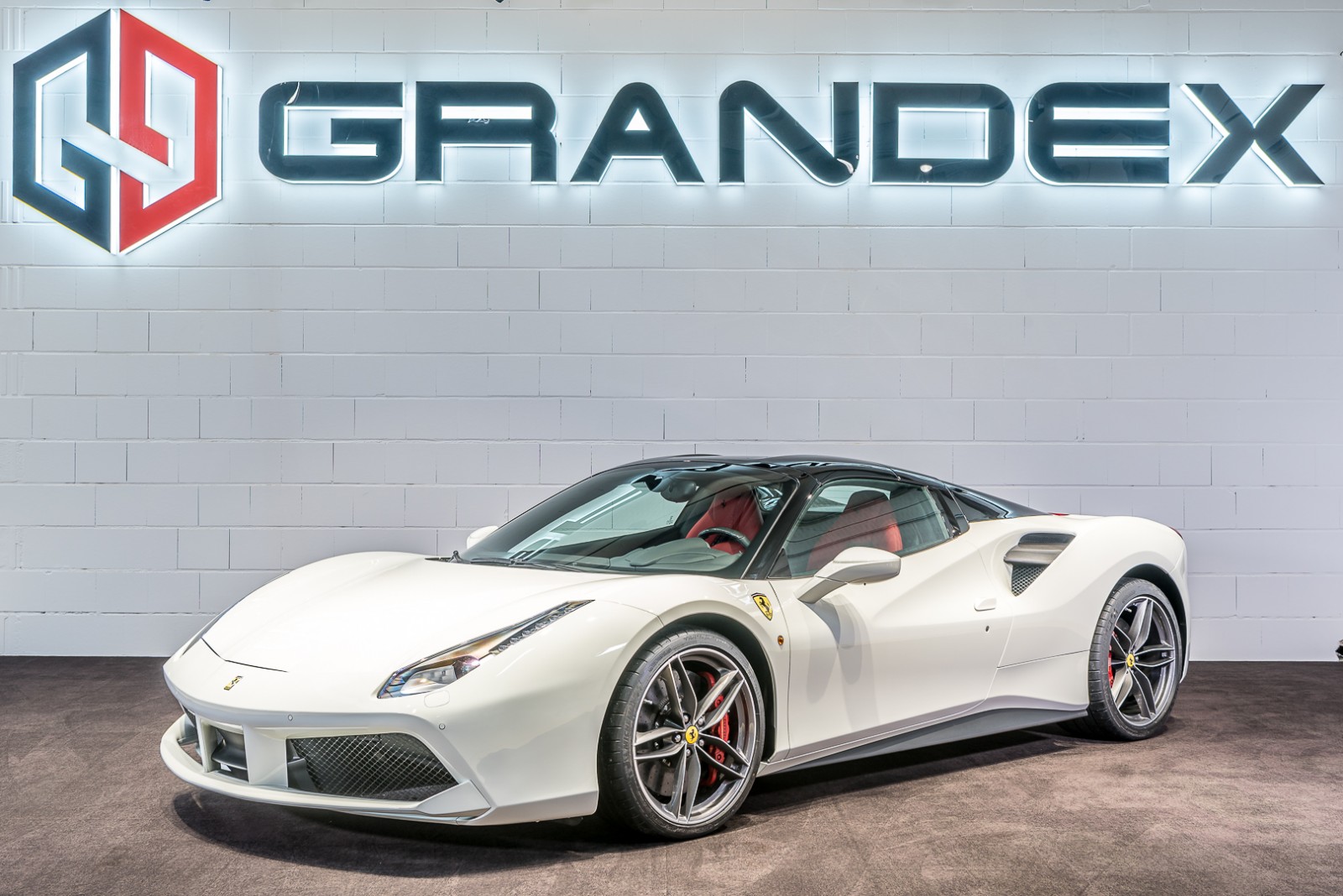 2018 Ferrari 488 Spider, 10/20
