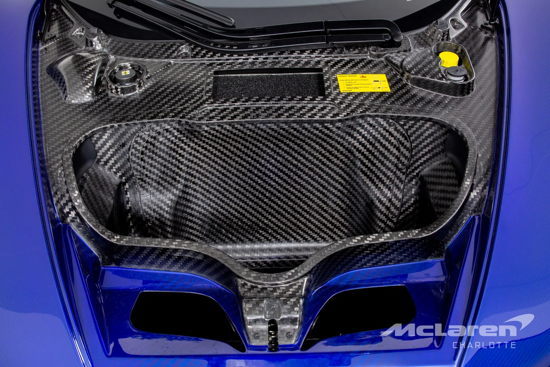 2014 MCLAREN P1 engine