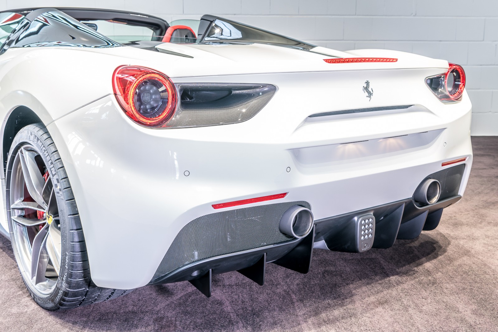 2018 Ferrari 488 Spider, 15/20