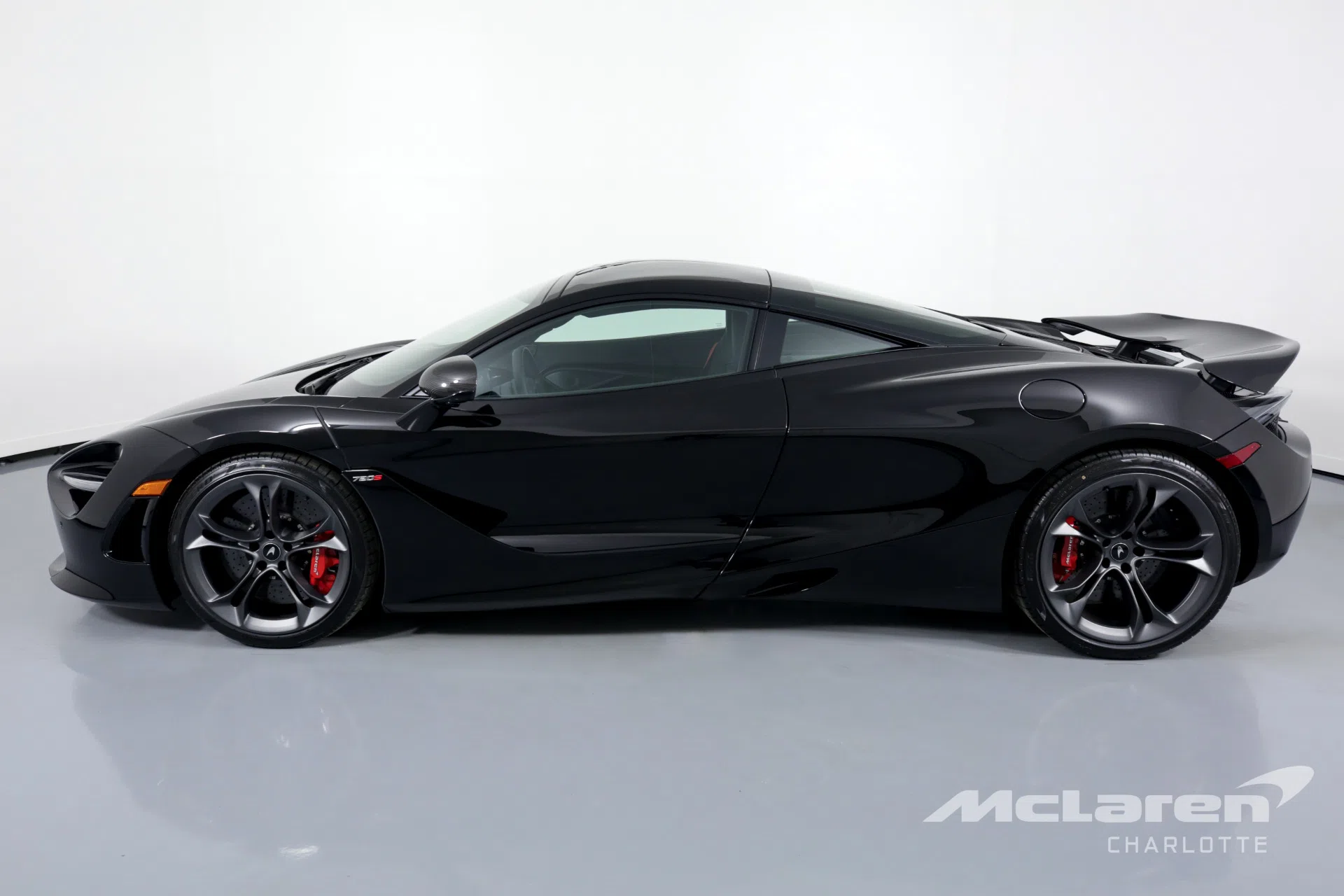 2020 McLaren 720S Performance, side profile, Onyx Black