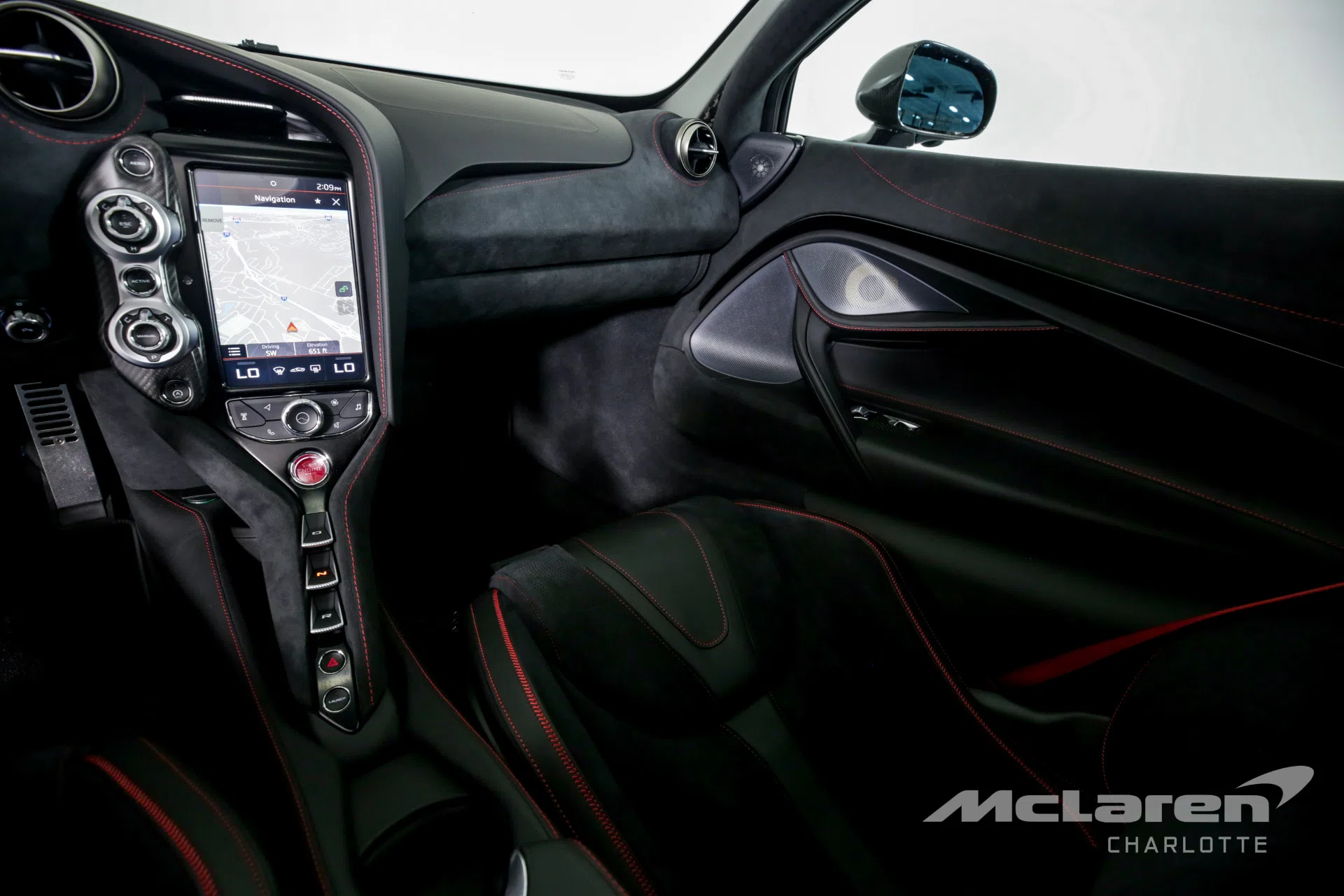 2020 McLaren 720S Performance interior, Leather Black