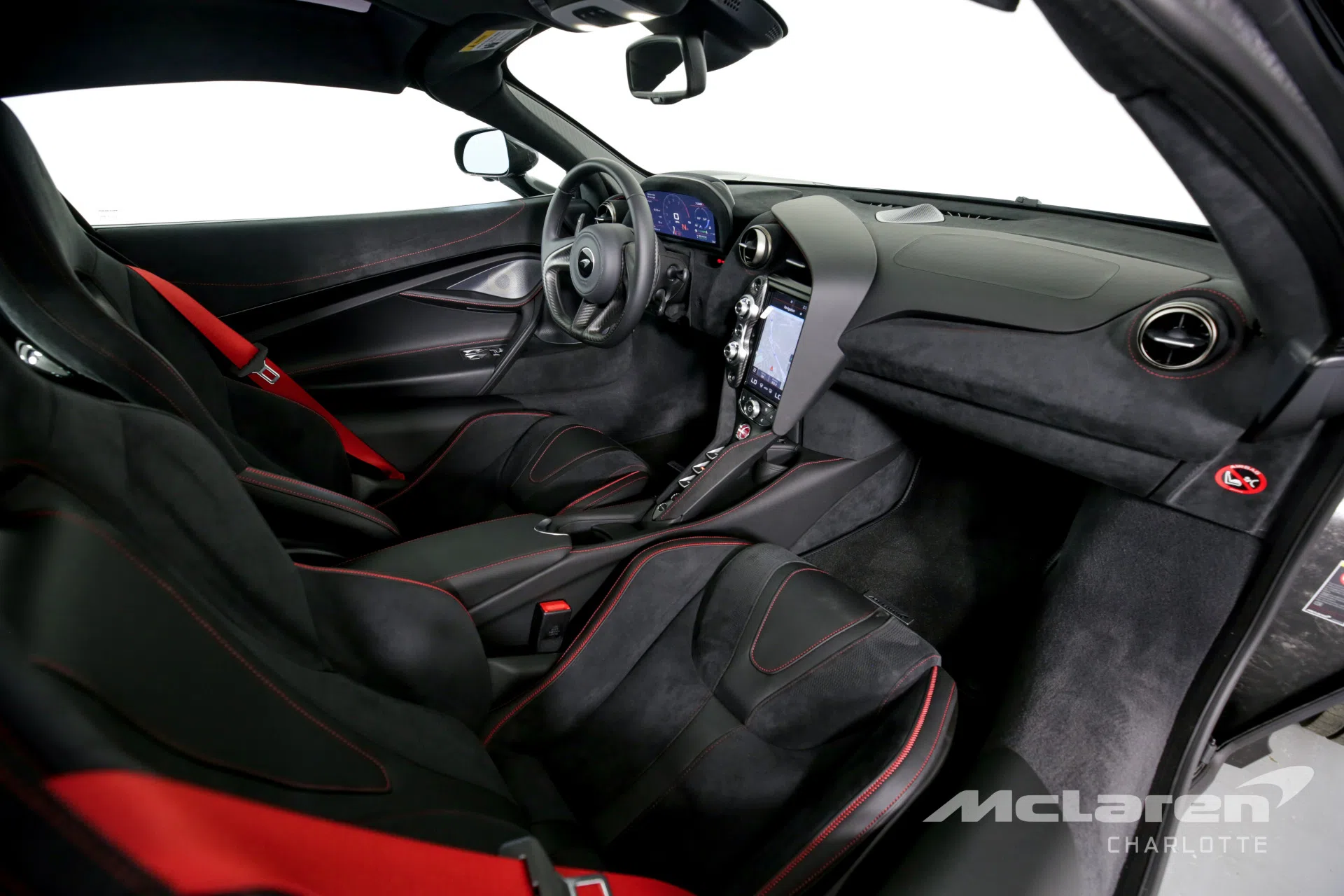 2020 McLaren 720S Performance interior, Leather Black