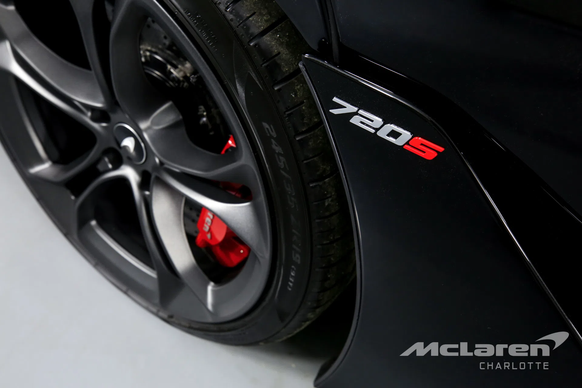 2020 McLaren 720S Performance wheel
