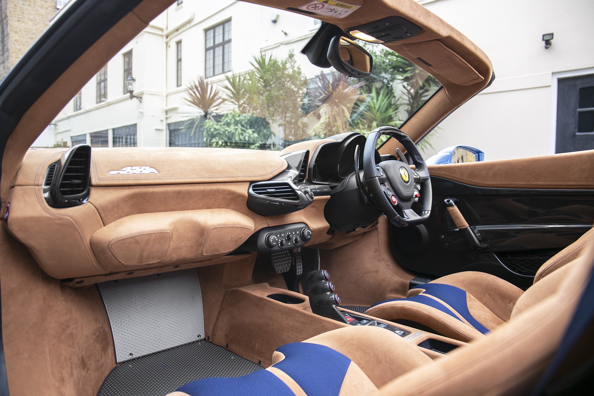 2015 Ferrari 458 Speciale Aperta, 6/20