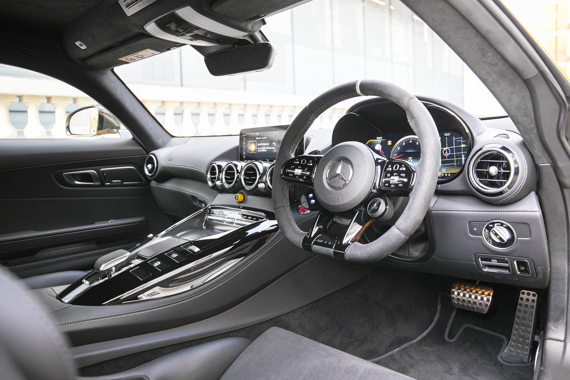 2020 Mercedes-AMG GTR PRO, 2/20