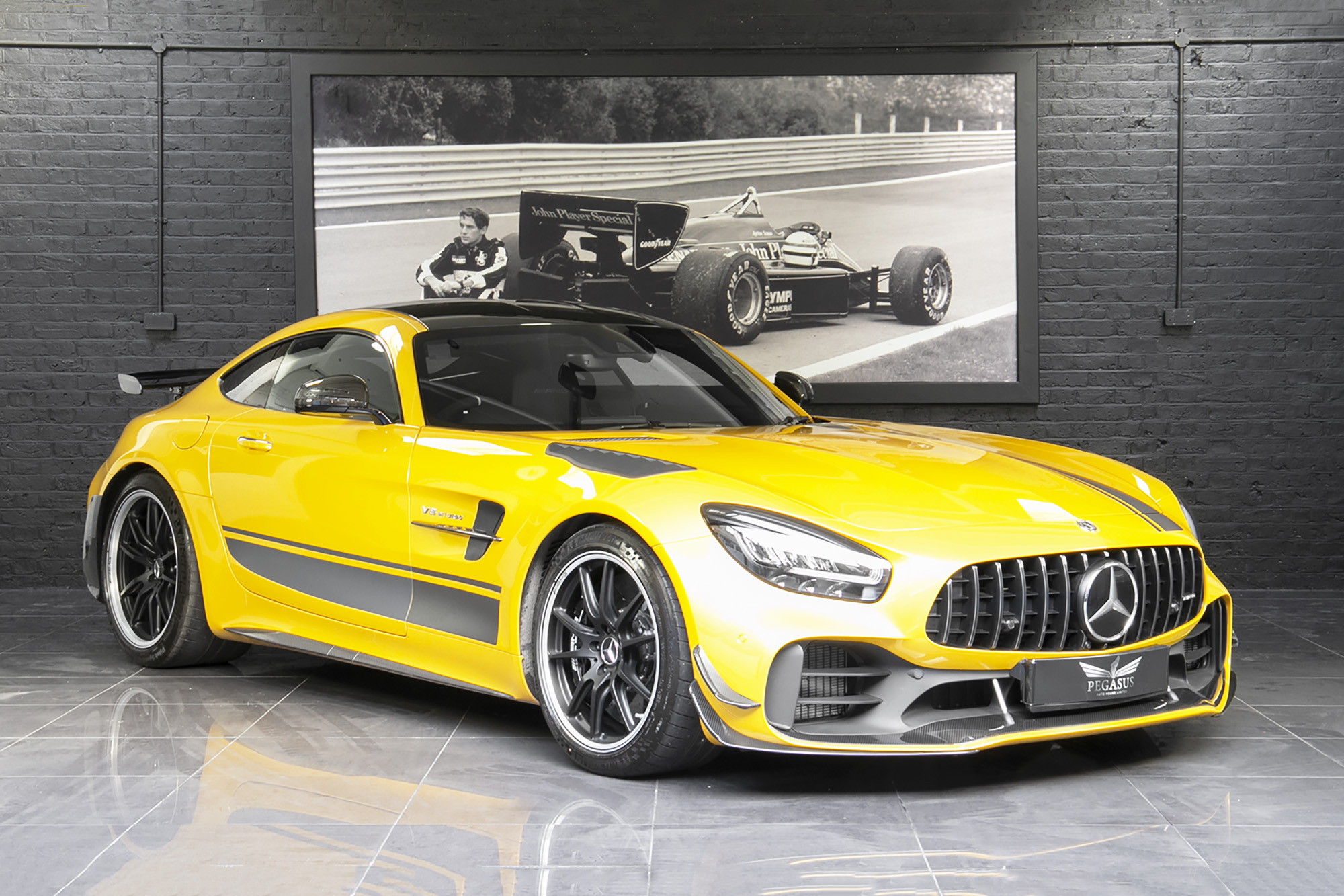 2020 Mercedes-AMG GTR PRO, 20/20