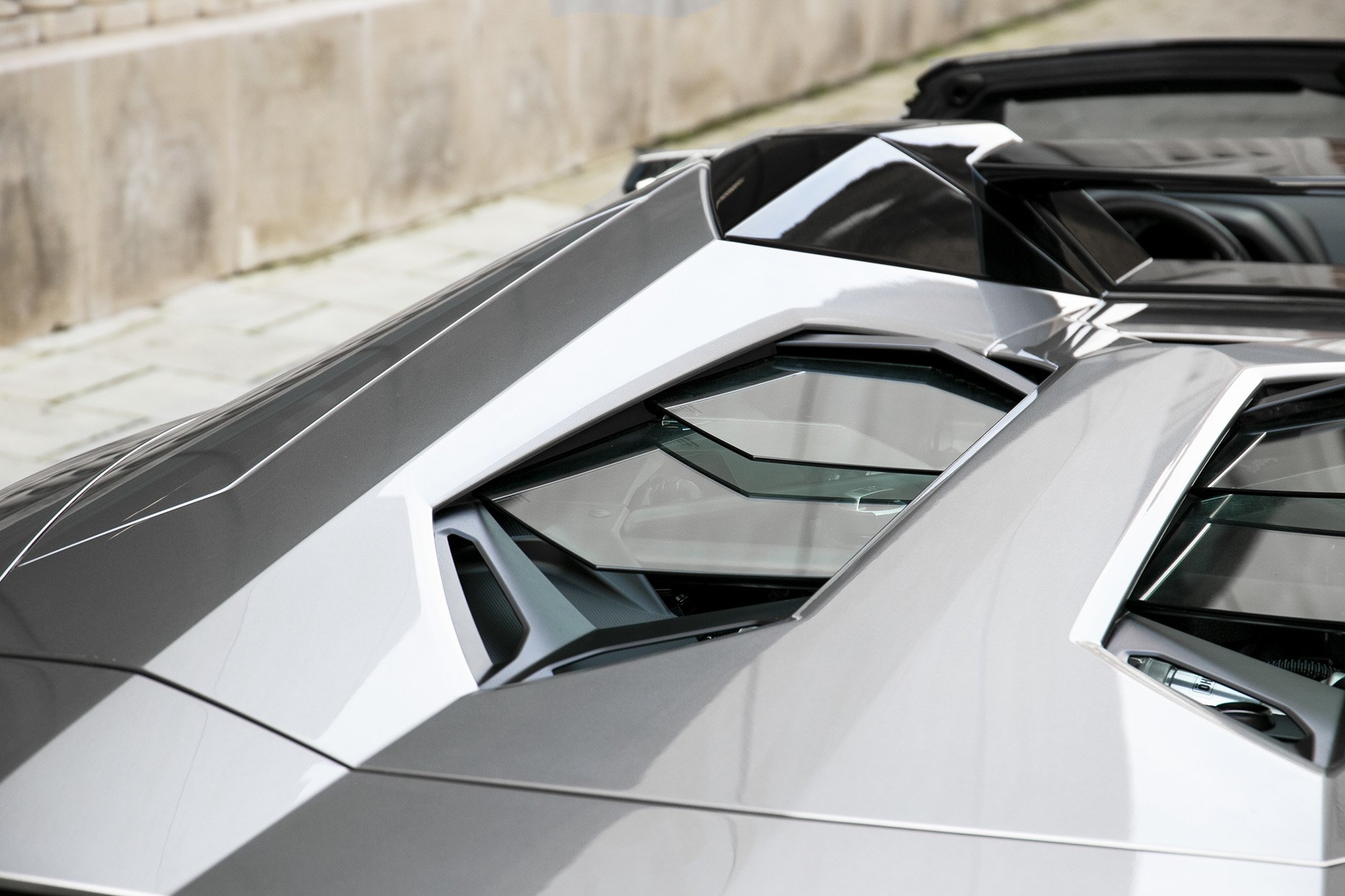 2014 Lamborghini Aventador Roadster LP700-4, 23/24