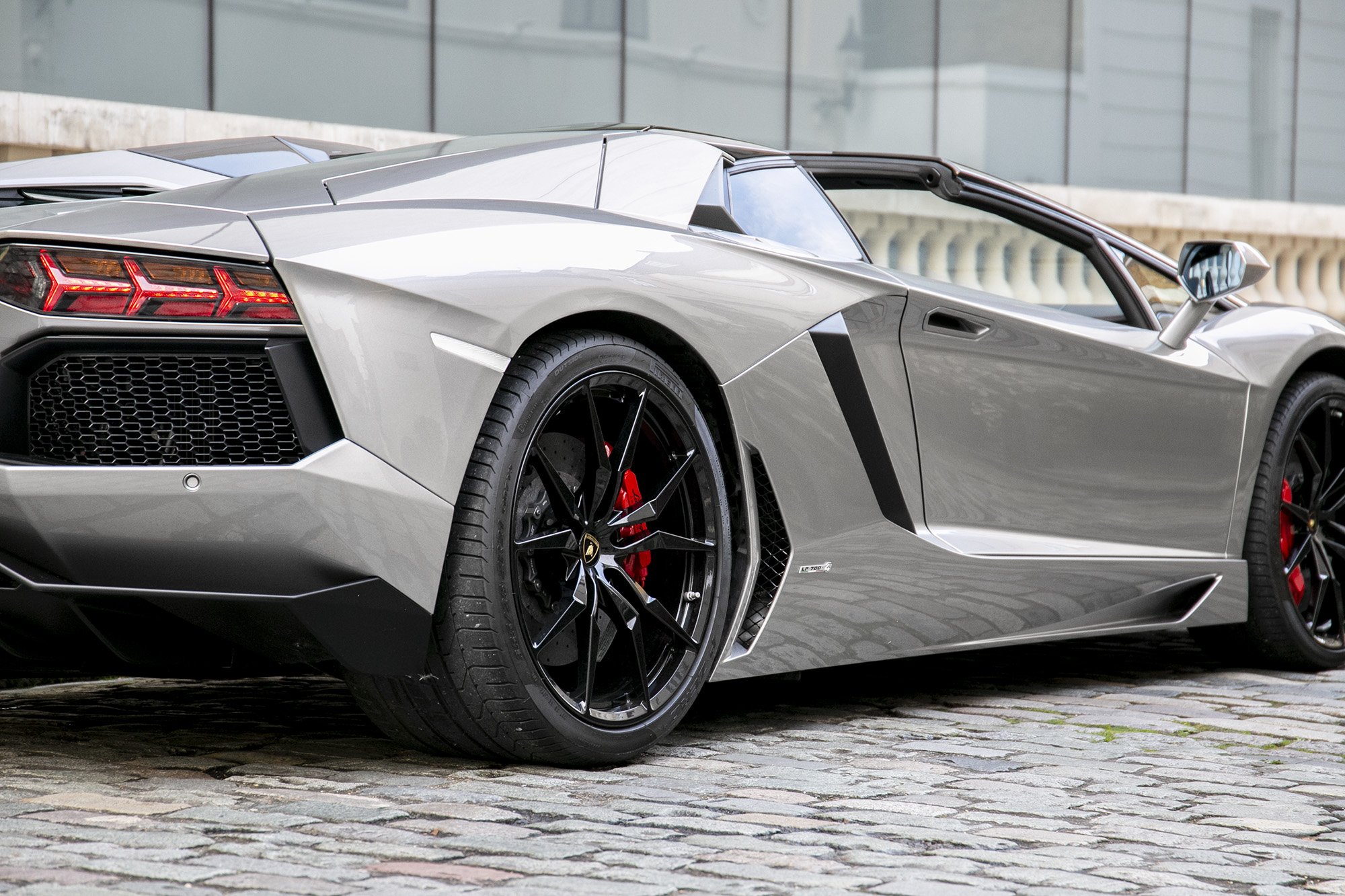 2014 Lamborghini Aventador Roadster LP700-4, 24/24