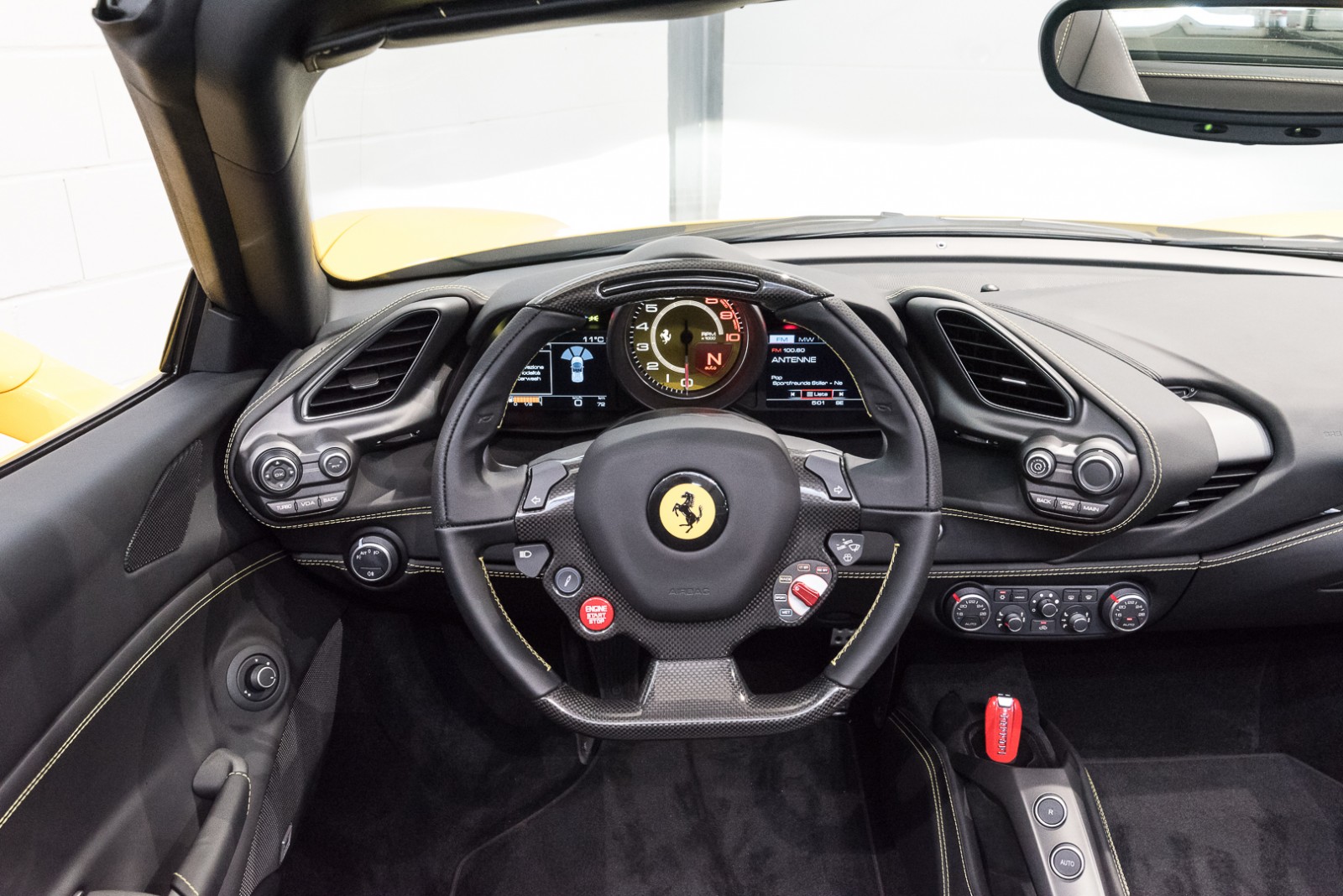 2018 Ferrari 488 Spider, 18/19