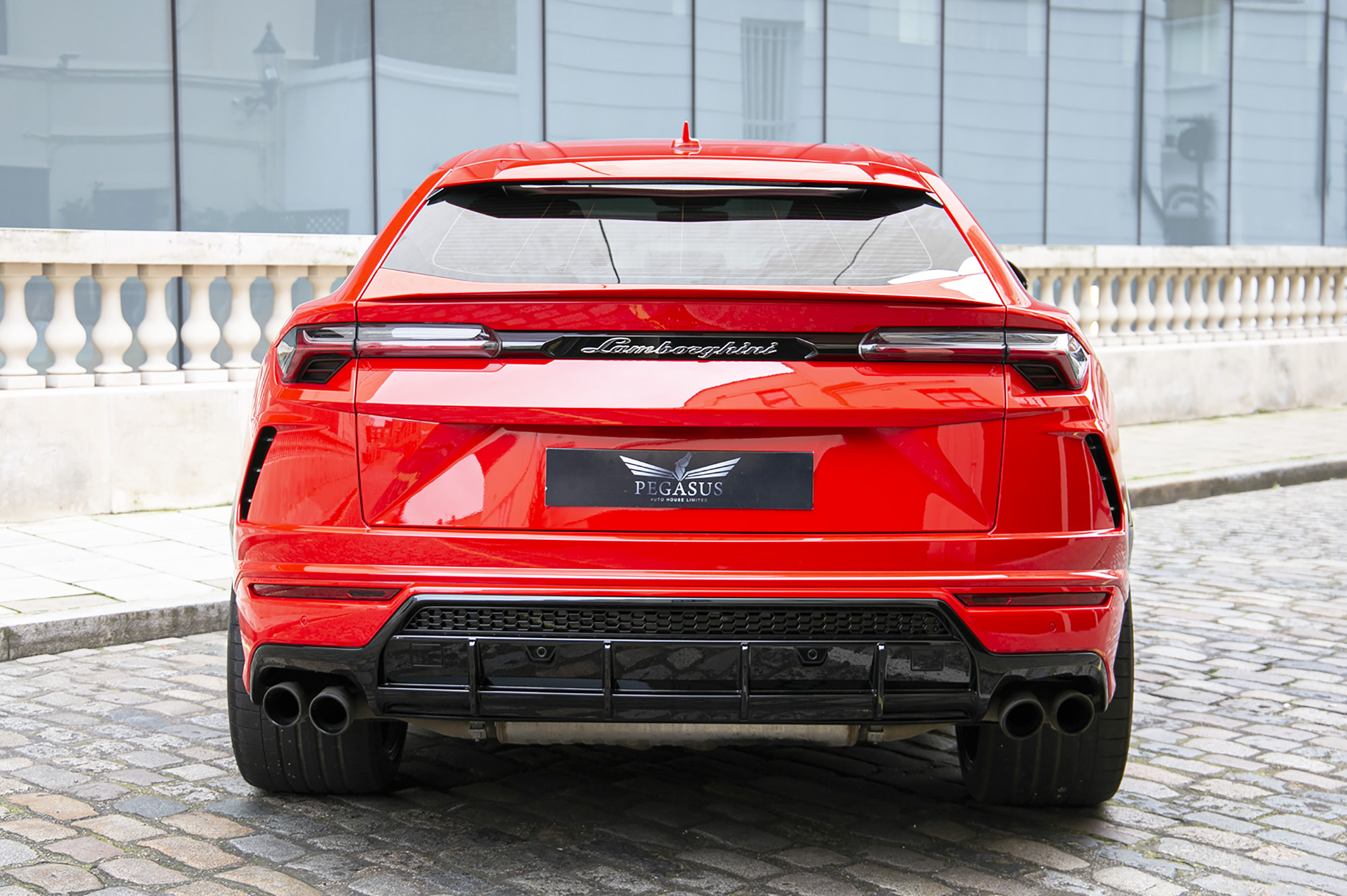 2018 Lamborghini Urus, 2/20