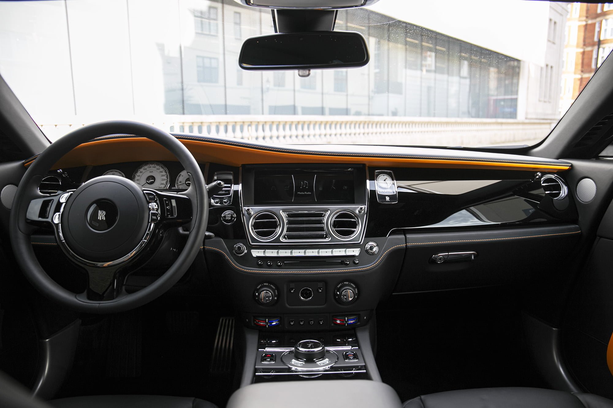 2020 Rolls-Royce Wraith Onyx, 16/20