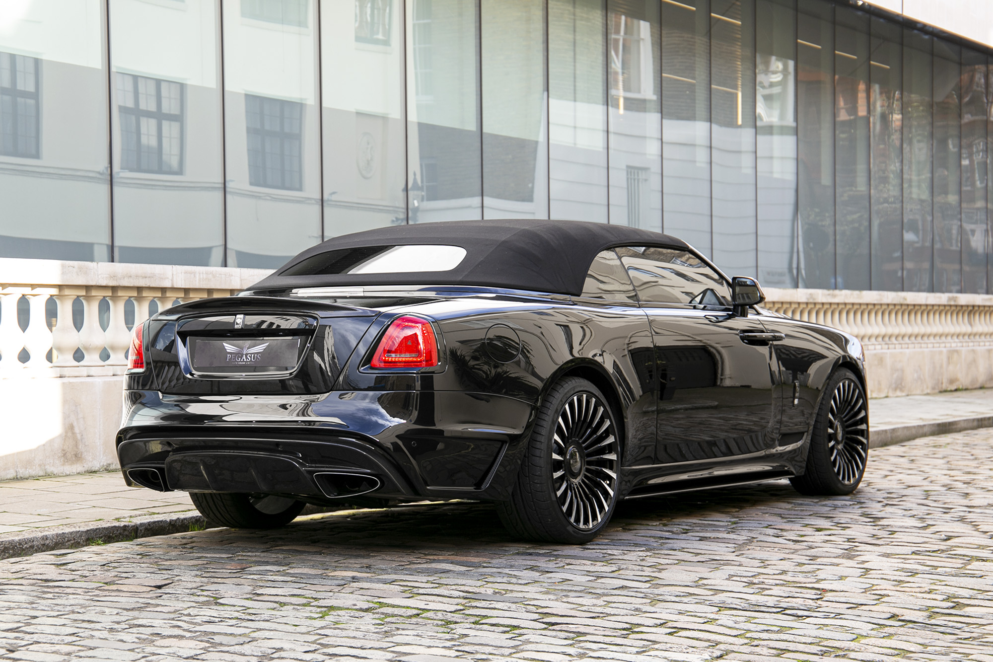 2019 Rolls-Royce Dawn Onyx, 11/20