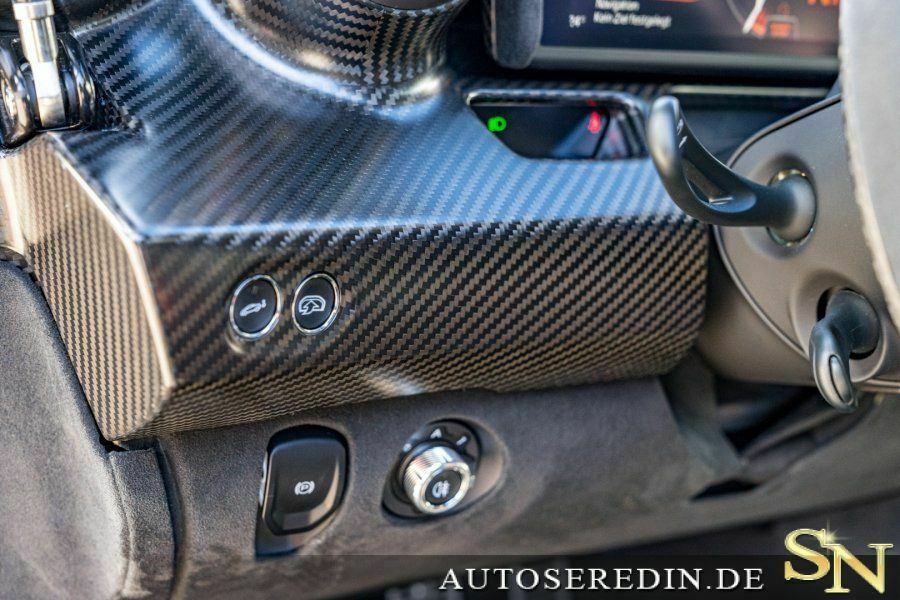 2020 McLaren Senna – 1 of 500, 15/20