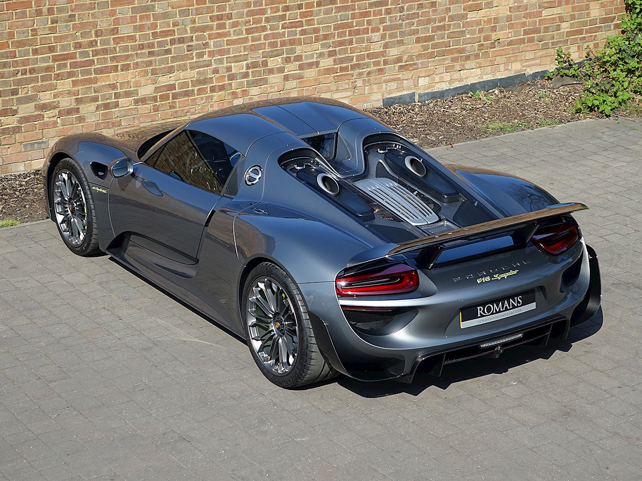 2015 Porsche 918 Spyder, 5/20