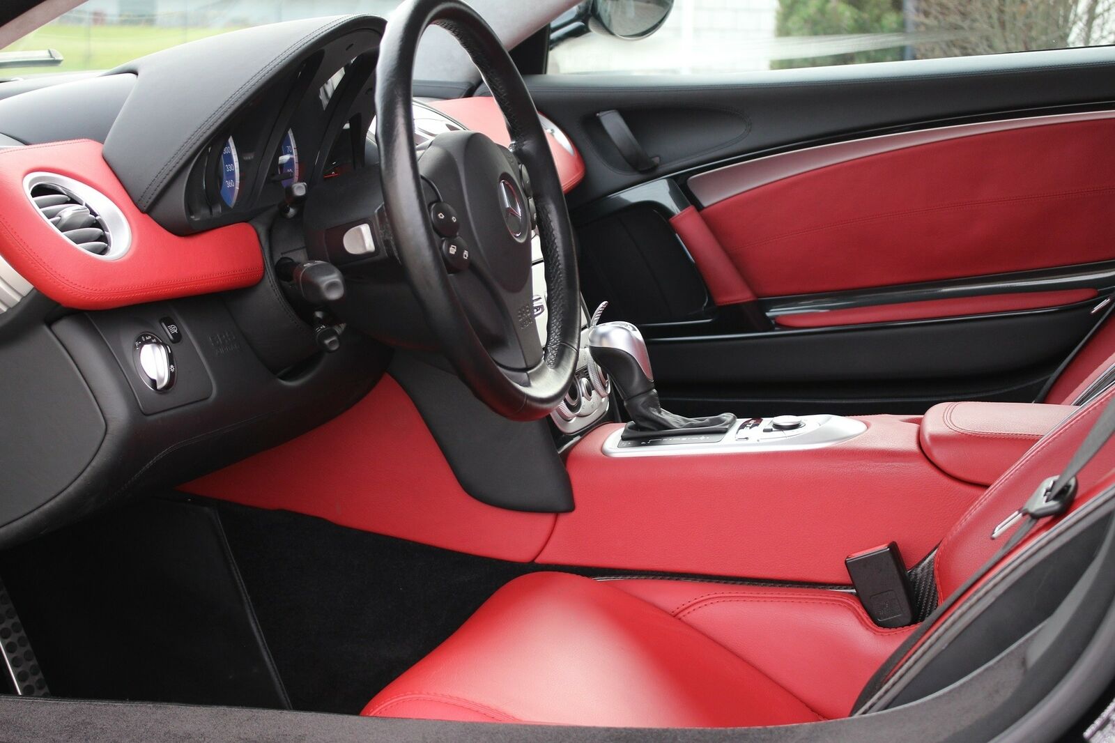 2019 Mercedes-Benz SLR McLaren Coupé, 10/20