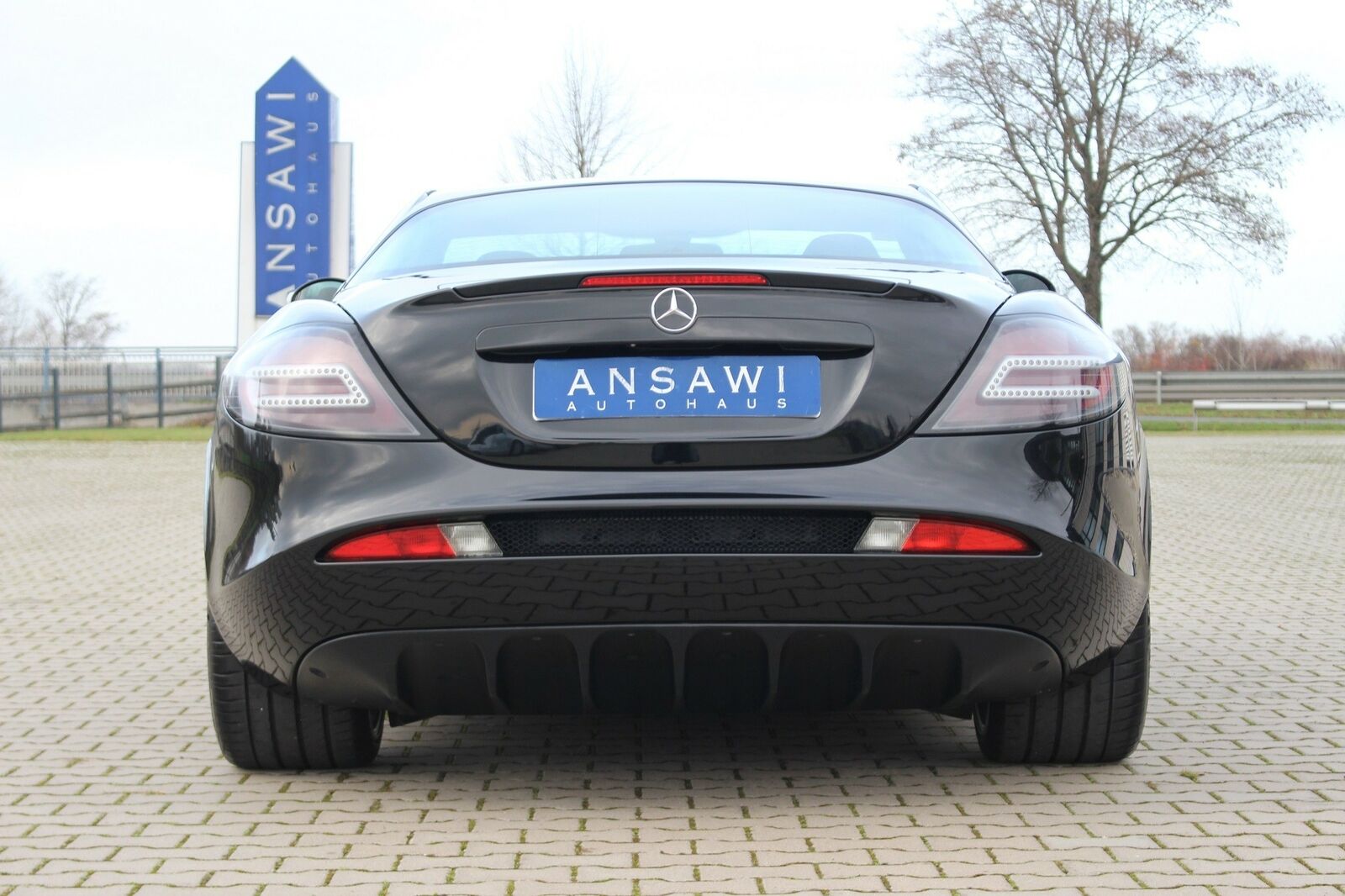 2019 Mercedes-Benz SLR McLaren Coupé, 17/20