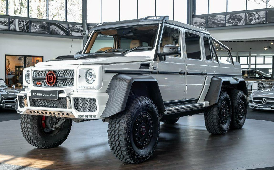 2015 BRABUS G 700 6x6