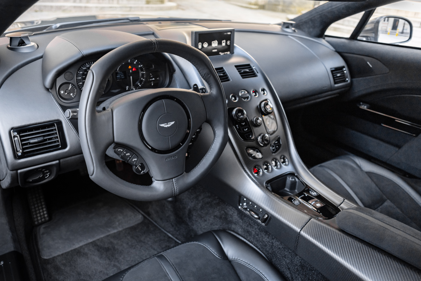 2019 ASTON MARTIN RAPIDE AMR, 6/20