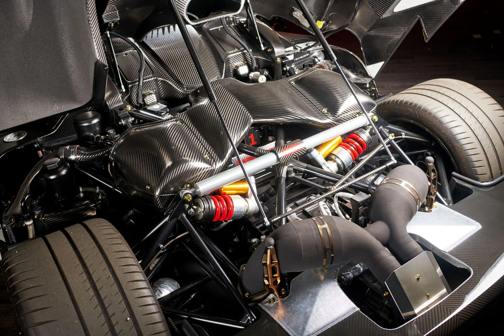 2018 Koenigsegg Agera RS Draken engine