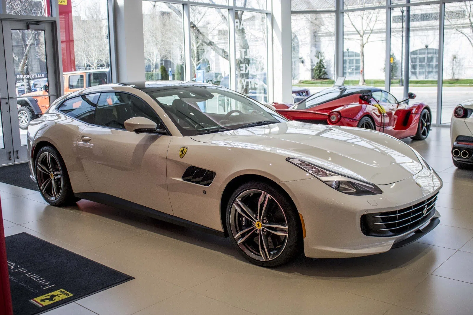Ferrari GTC4Lusso V12 for sale, exterior, Bianco Avus
