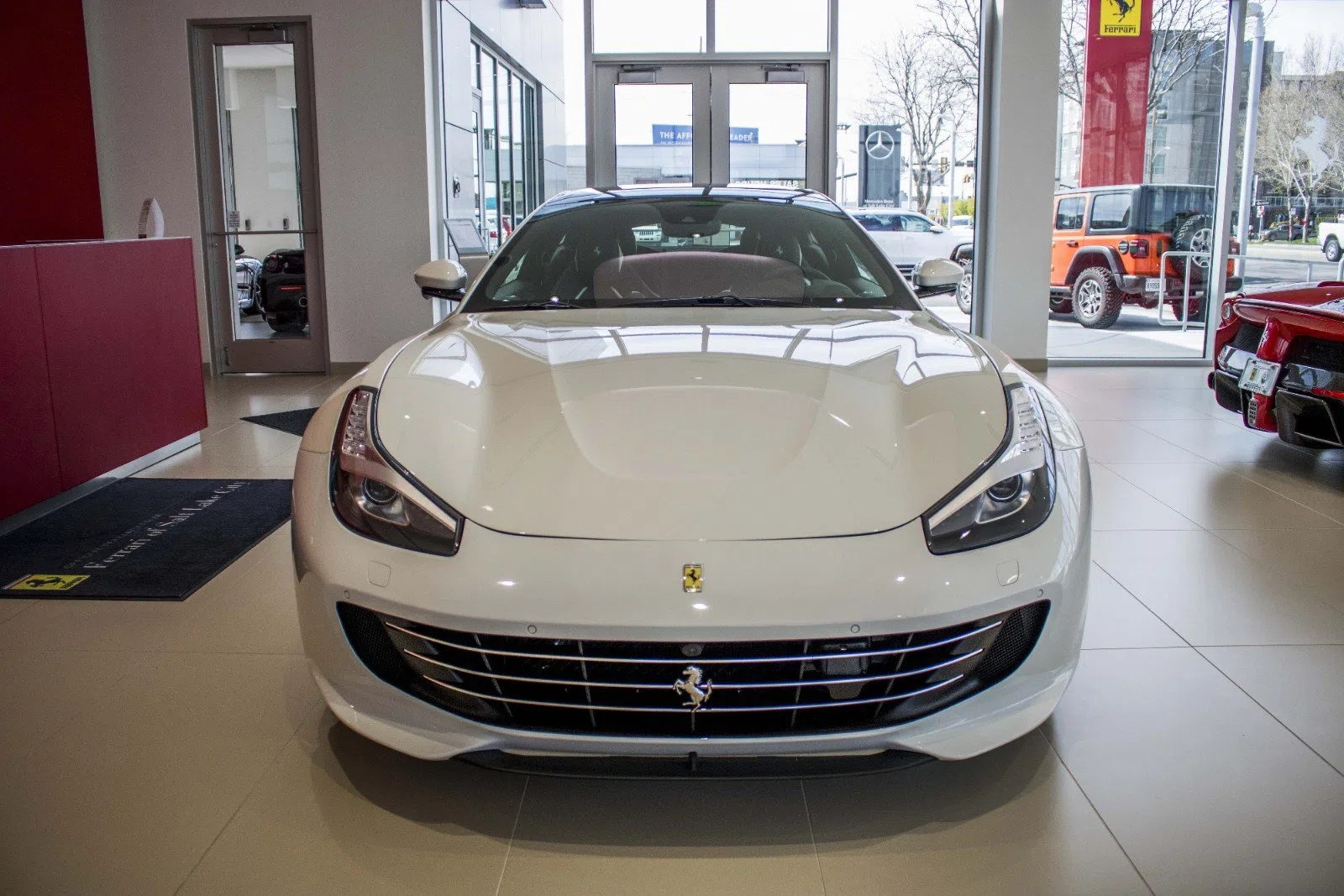 Ferrari GTC4Lusso V12 for sale, exterior, Bianco Avus