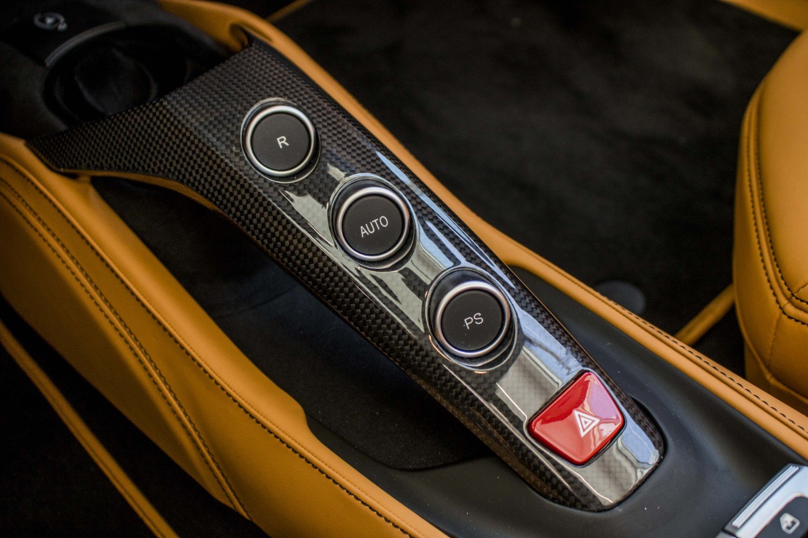 Ferrari 488 Spider, 10/16