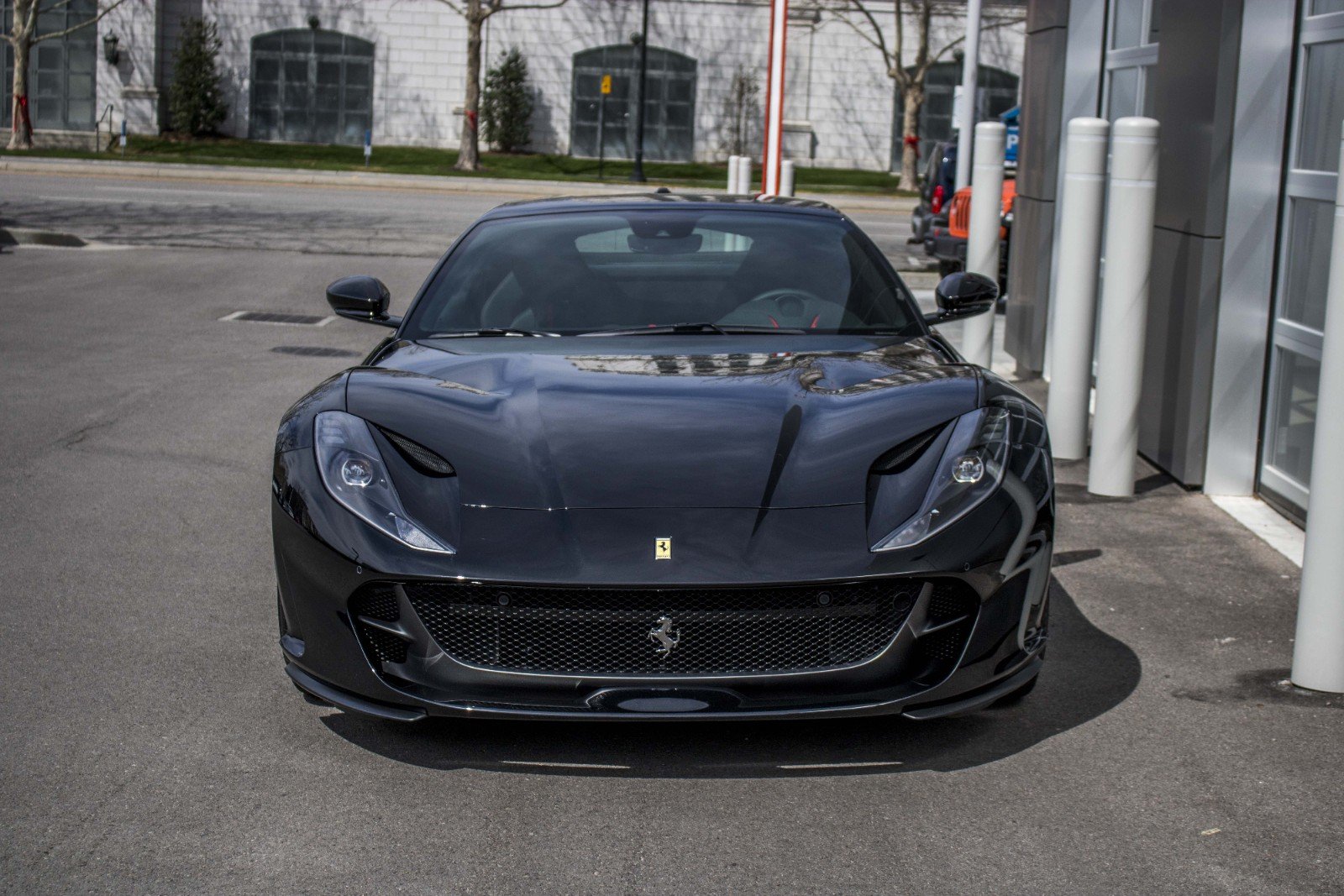 Ferrari 812 Superfast, 2/16