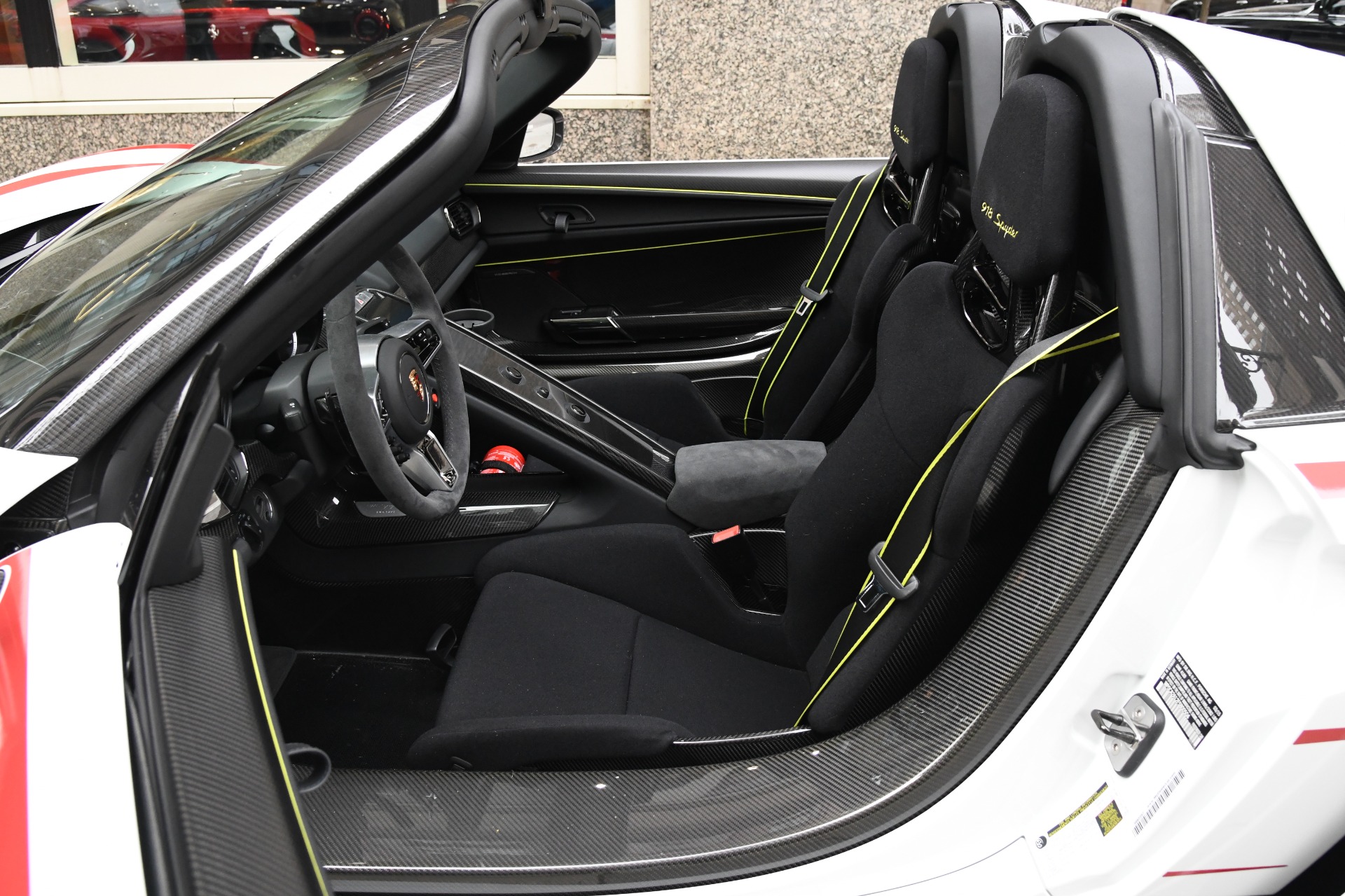 2015 PORSCHE 918 SPYDER, 3/20