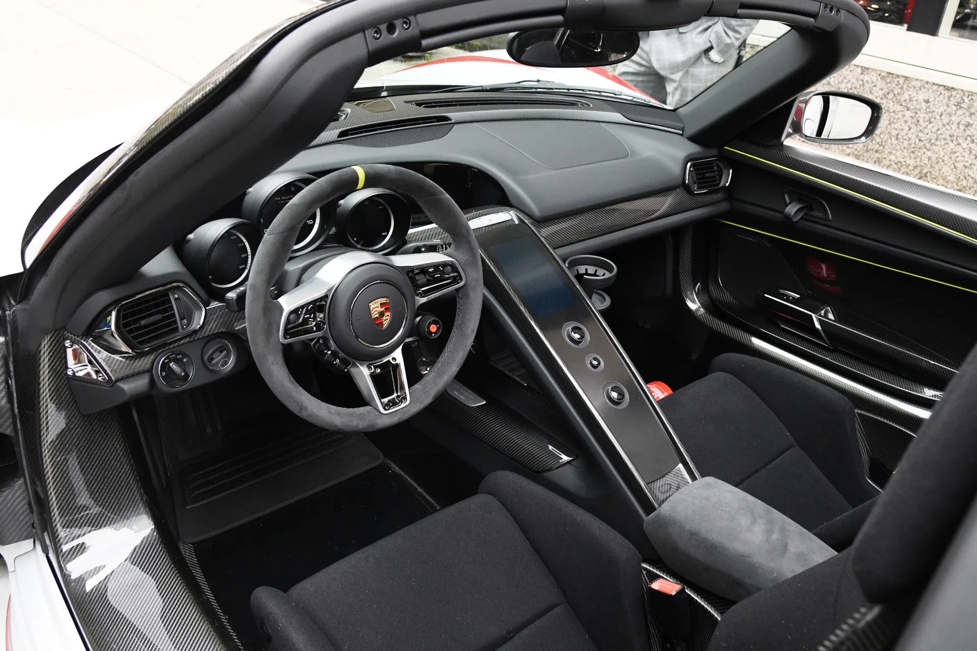 2015 Porsche 918 Spyder interior, dashboard, Onyx Black