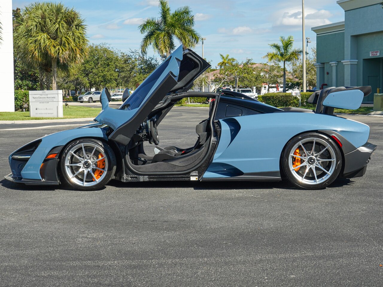 2019 McLaren Senna, 16/20