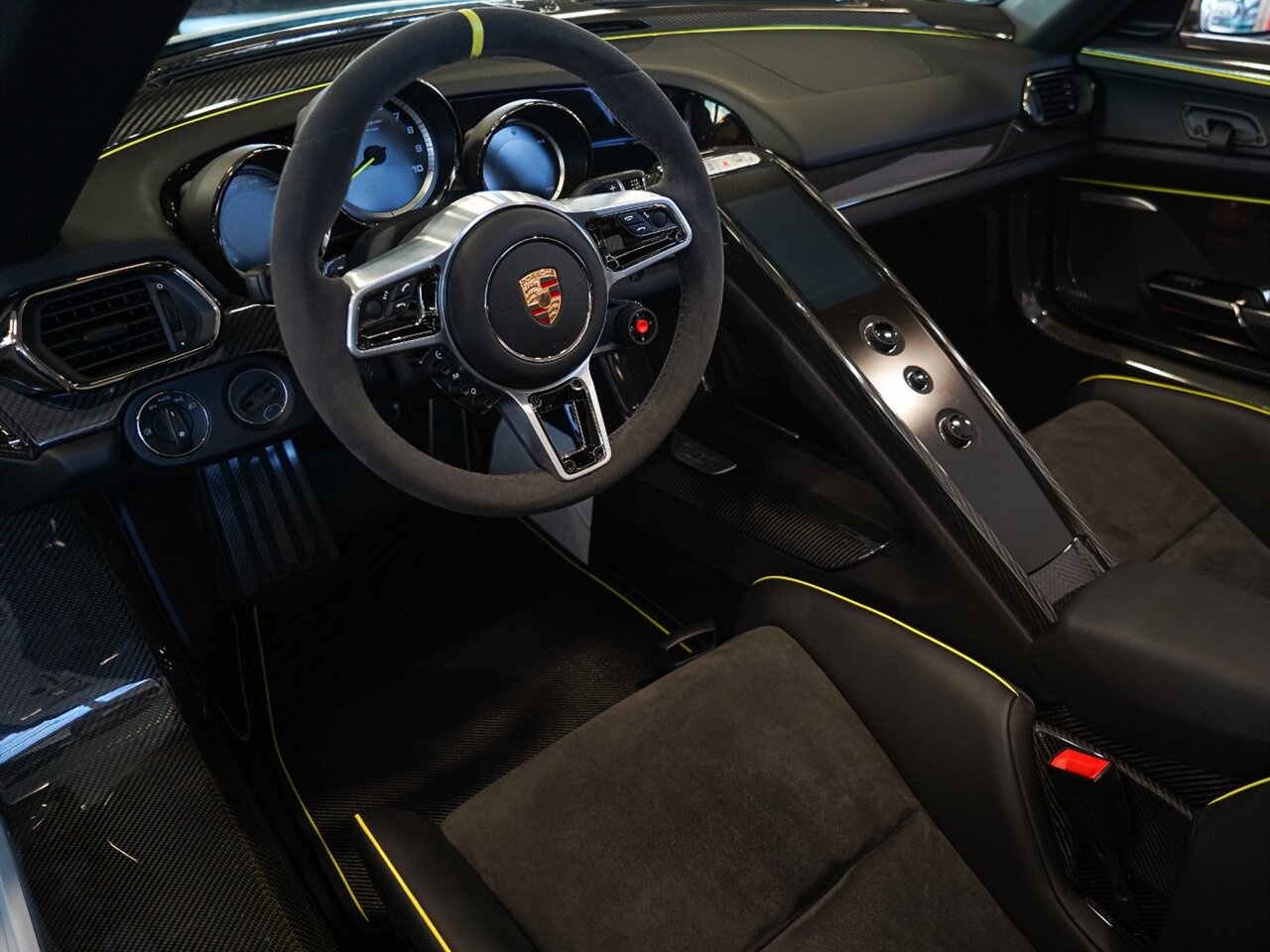 2015 Porsche 918 Spyder, 10/20
