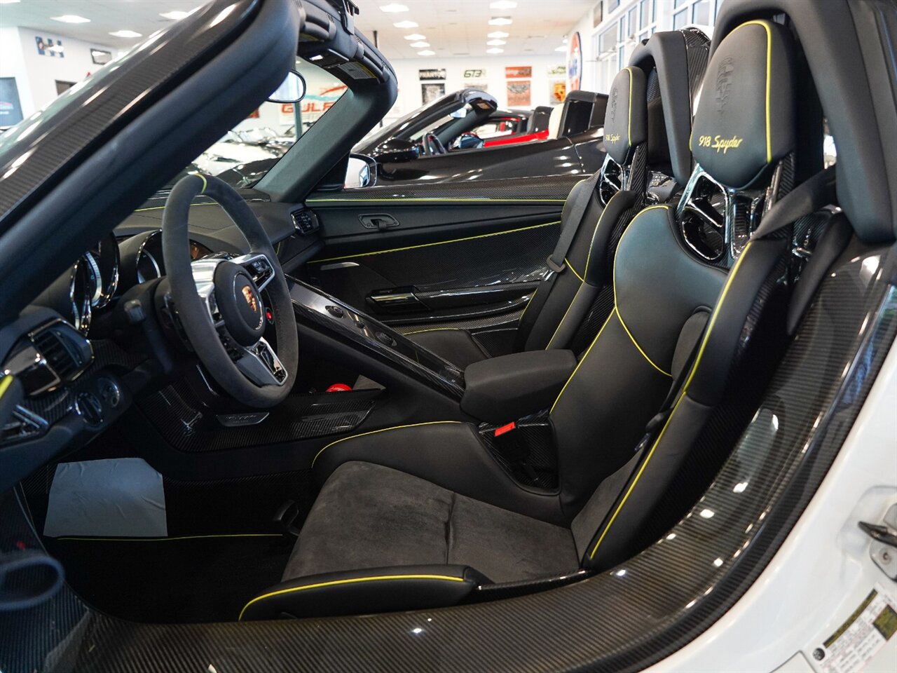 2015 Porsche 918 Spyder, 12/20