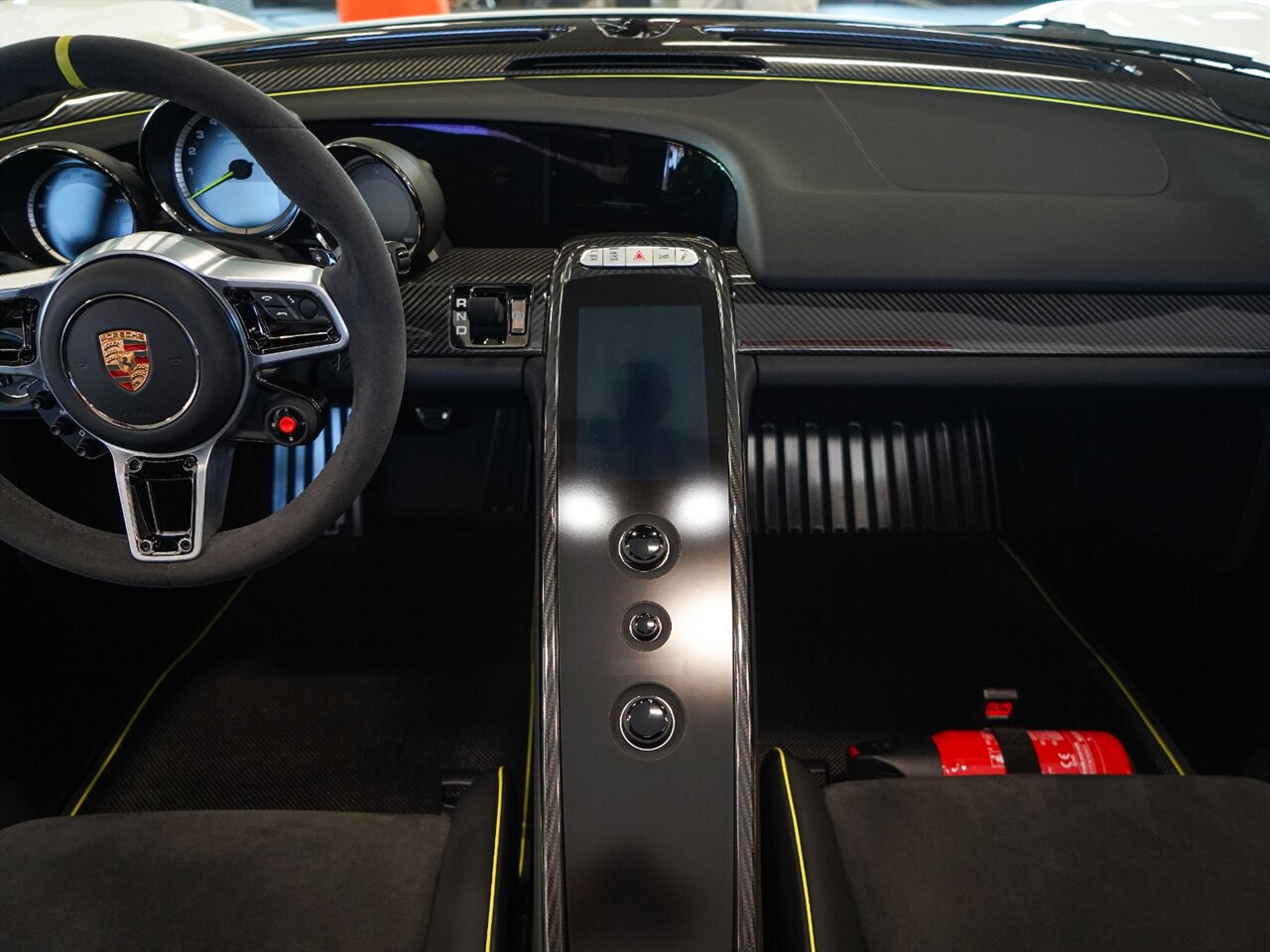 2015 Porsche 918 Spyder, 14/20