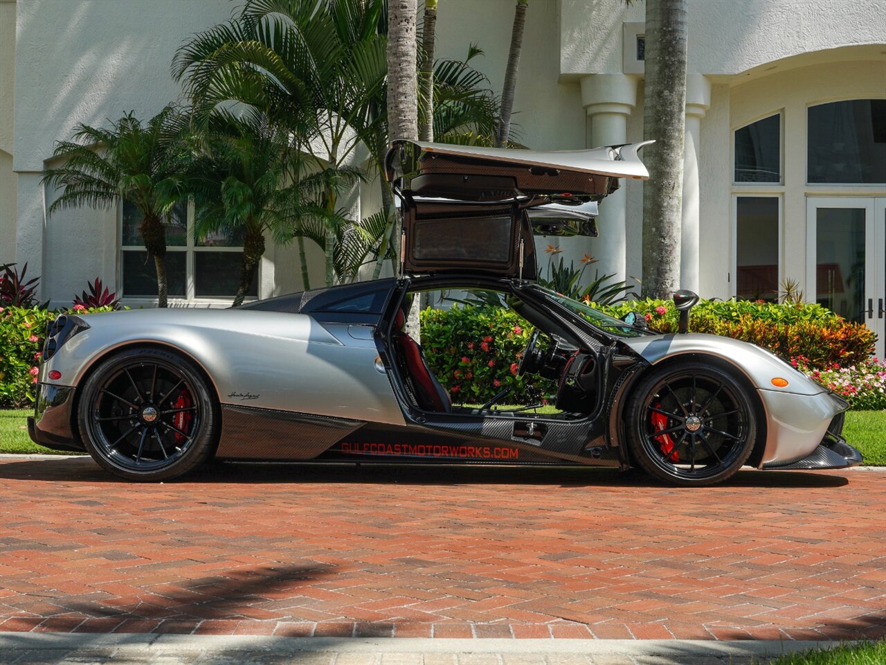 2016 Pagani Huayra Americano
