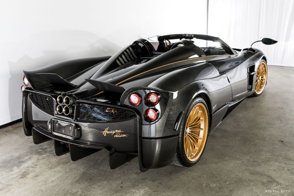 2017 PAGANI HUAYRA ROADSTER, 6/20