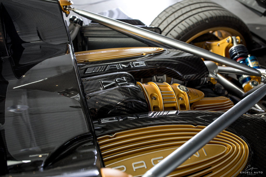 2017 PAGANI HUAYRA ROADSTER, 17/20