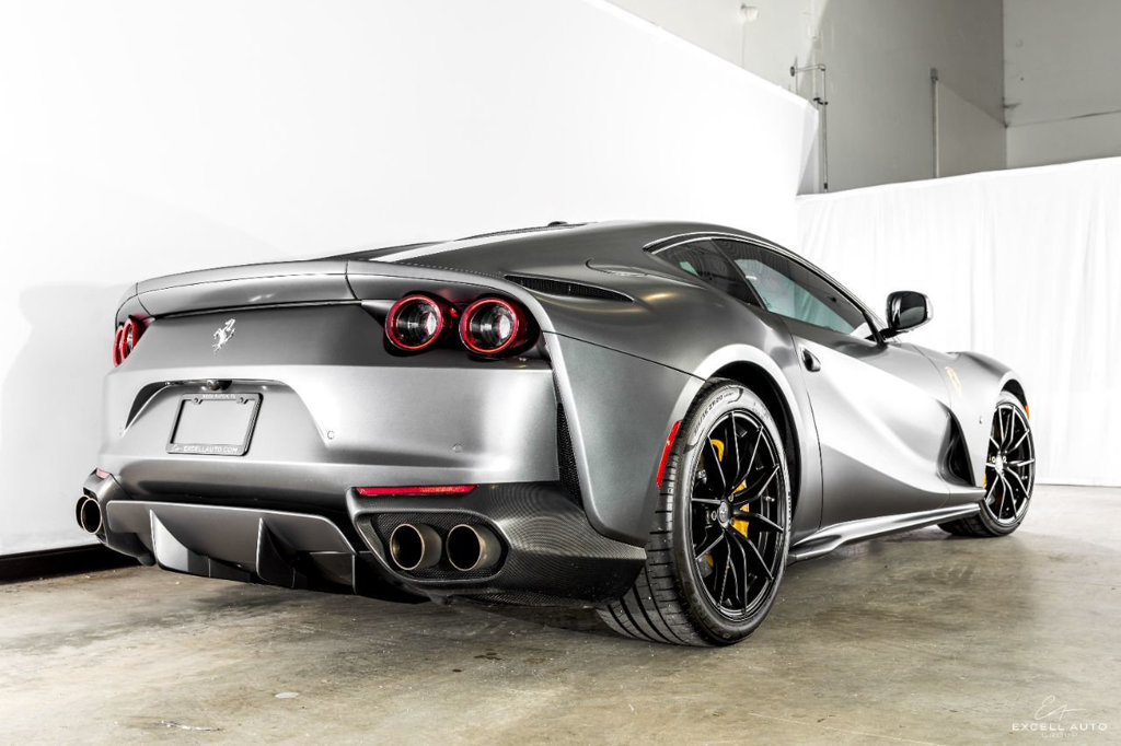 2019 Ferrari 812 Superfast, 18/20