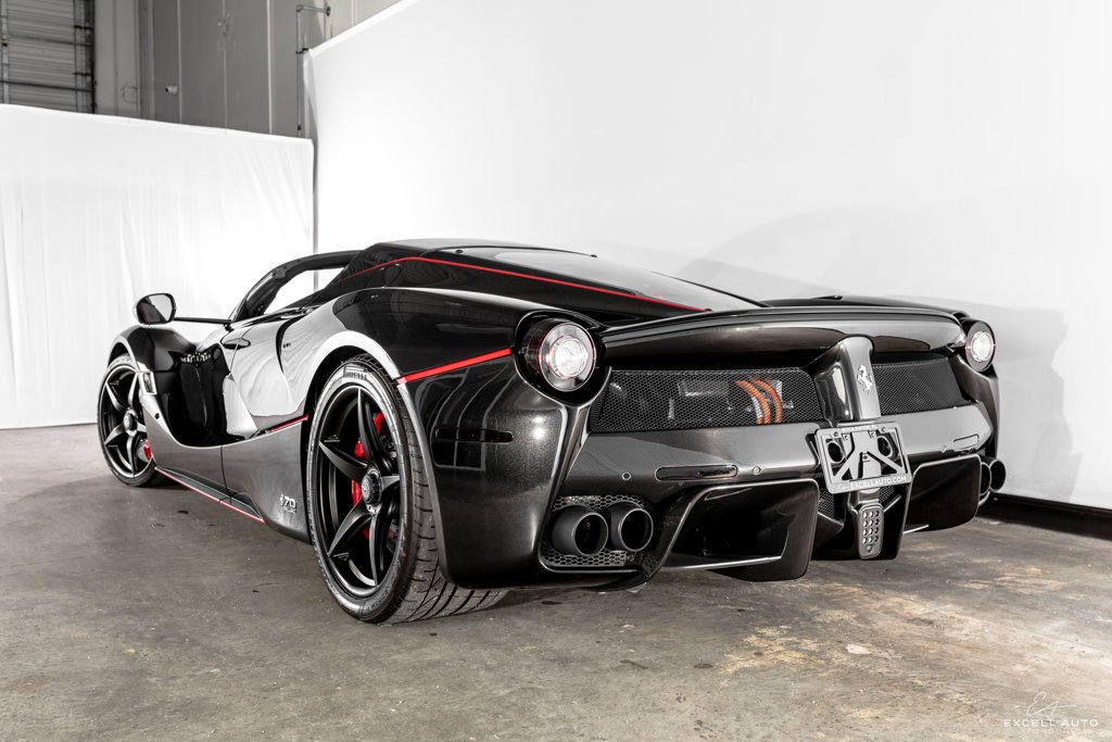 2017 FERRARI LAFERRARI APERTA, 6/20