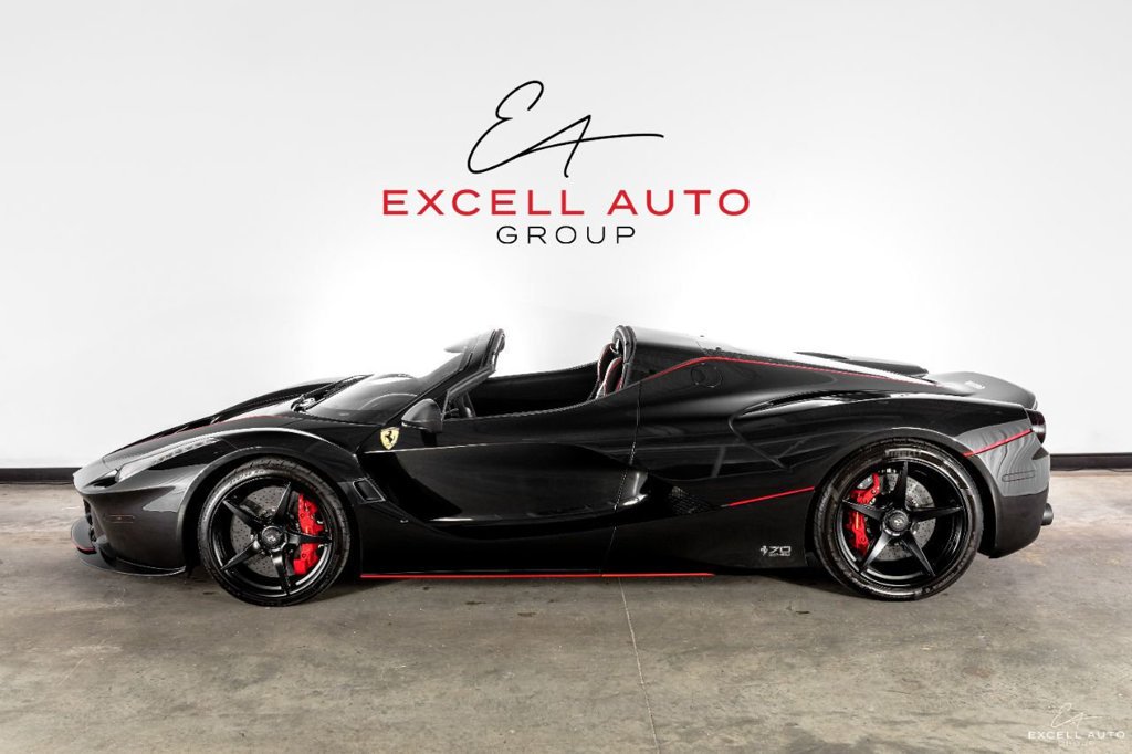 2017 FERRARI LAFERRARI APERTA, 12/20