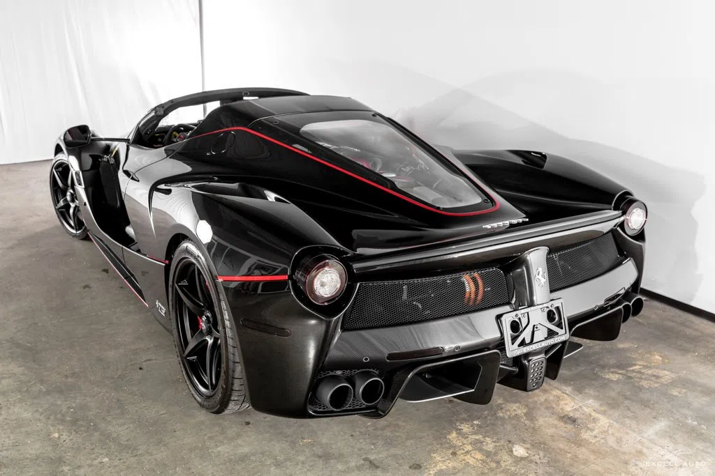 2017 Ferrari LaFerrari Aperta, exterior, Nero Daytona