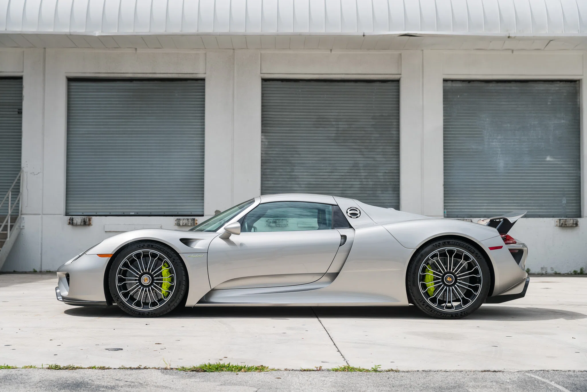 2015 Porsche 918 Spyder for sale, exterior, GT Silver