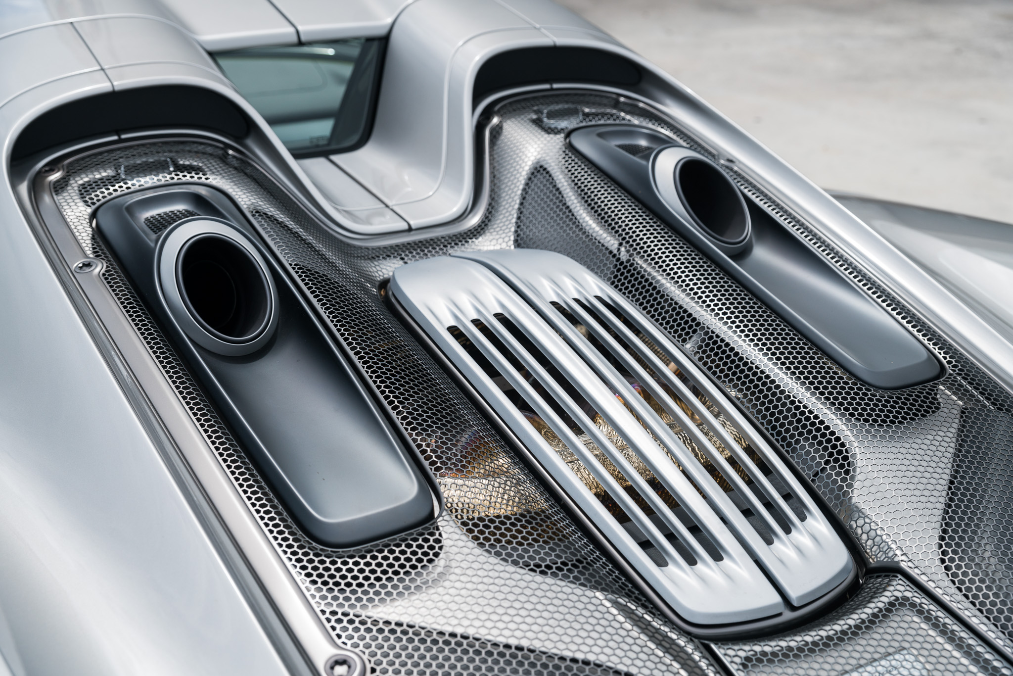 2015 Porsche 918 Spyder, 5/11