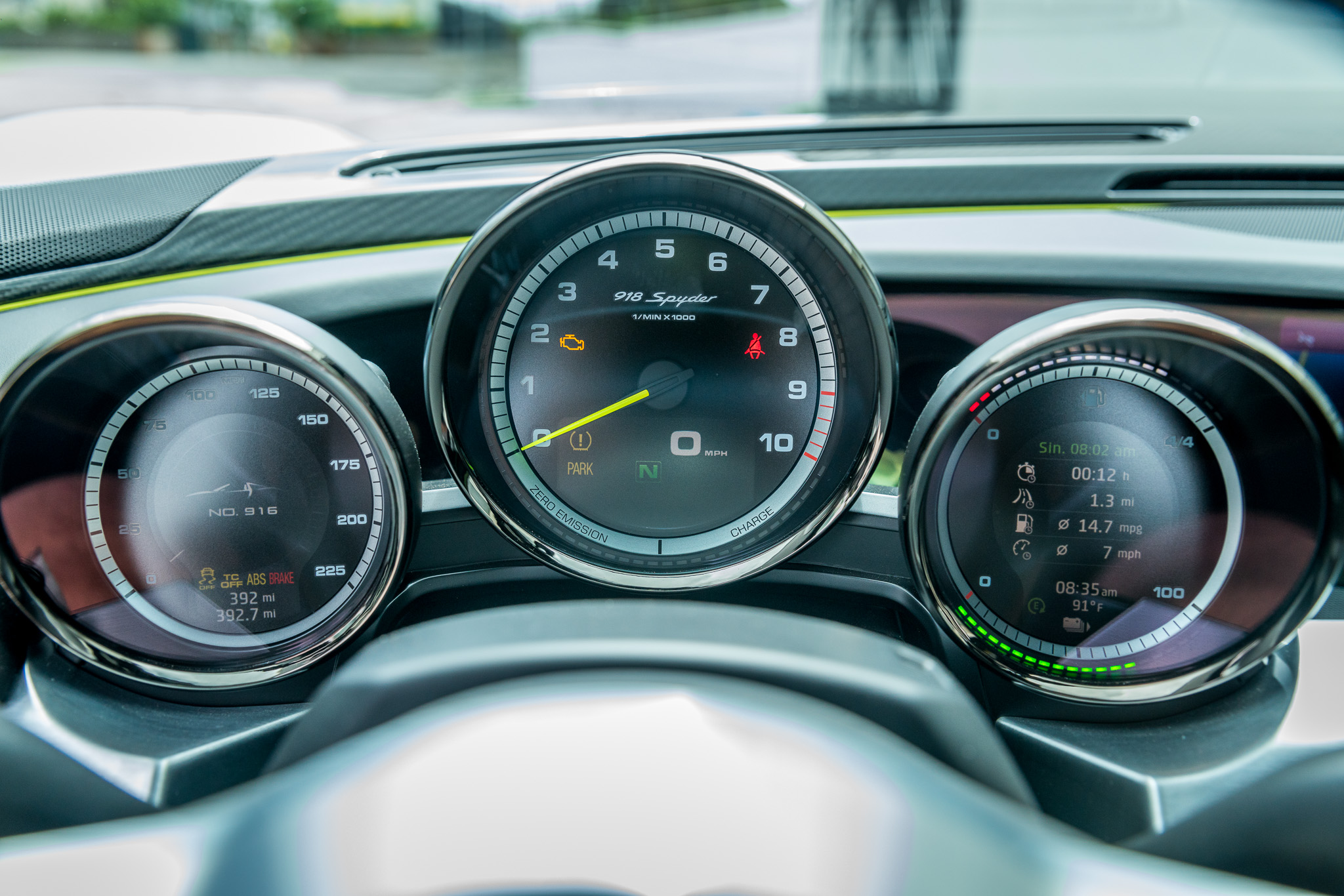 2015 Porsche 918 Spyder, 9/11