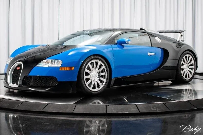 2010 Bugatti Veyron for sale, exterior, Black/Blue