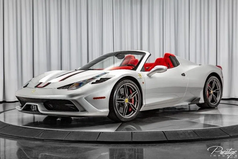 2015 Ferrari 458 Speciale A (Aperta)