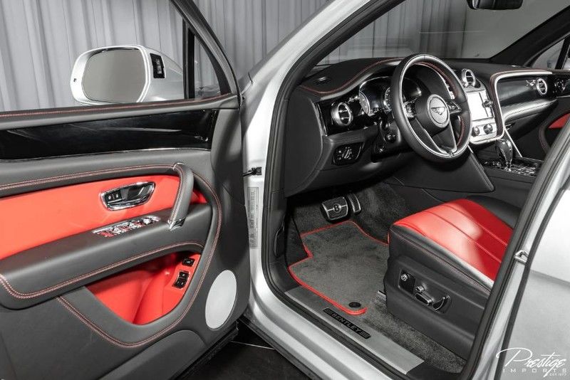 2018 Bentley Bentayga, 2/20