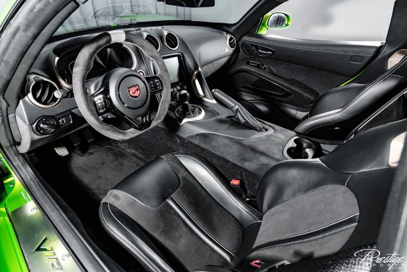 2017 Dodge Viper GTC, 2/20