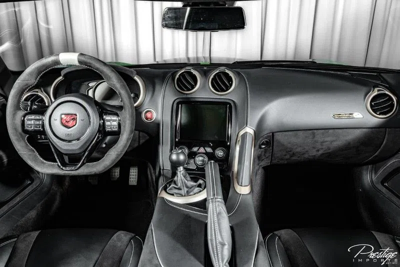 2017 Dodge Viper GTC interior, dashboard, Leather Black