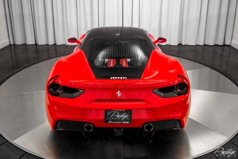 2017 Ferrari 488 GTB, 16/20
