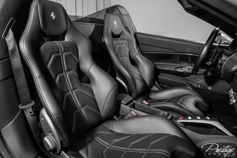 2018 Ferrari 488 Spider interior, seats, Nero